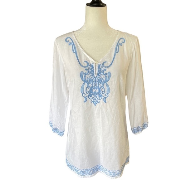 J. McLaughlin Tops - NWOT J. McLaughlin Embroidered Pembrooke Tunic Top White
